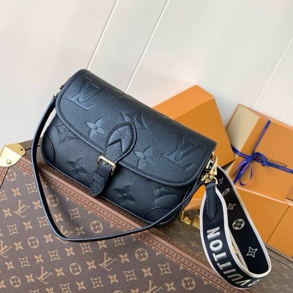 LOUIS VUITTON Diane Baguette Handle Shoulder Bag - Picture 1 of 6